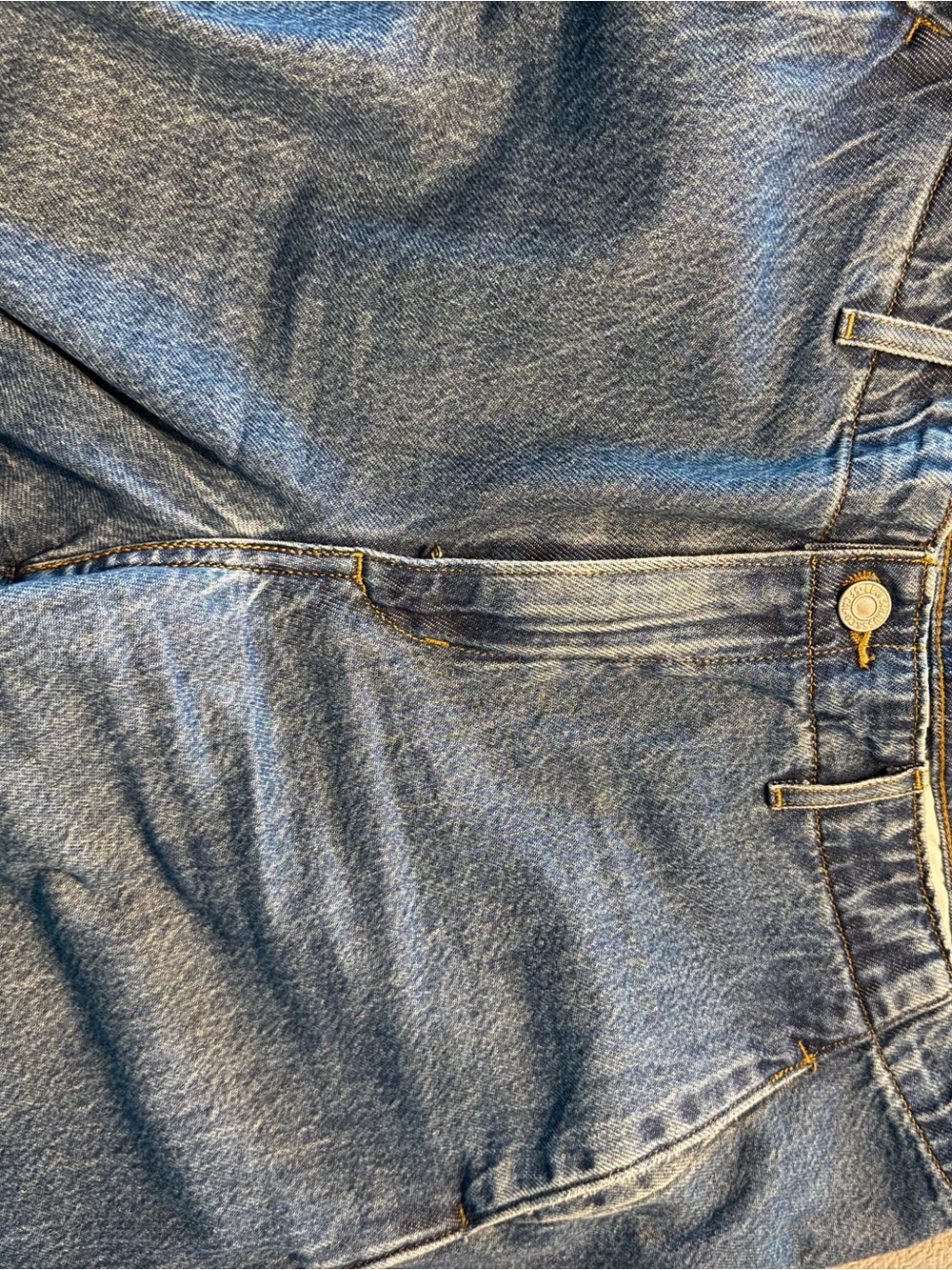 Levi's Blue Flare Jeans - Classic Denim